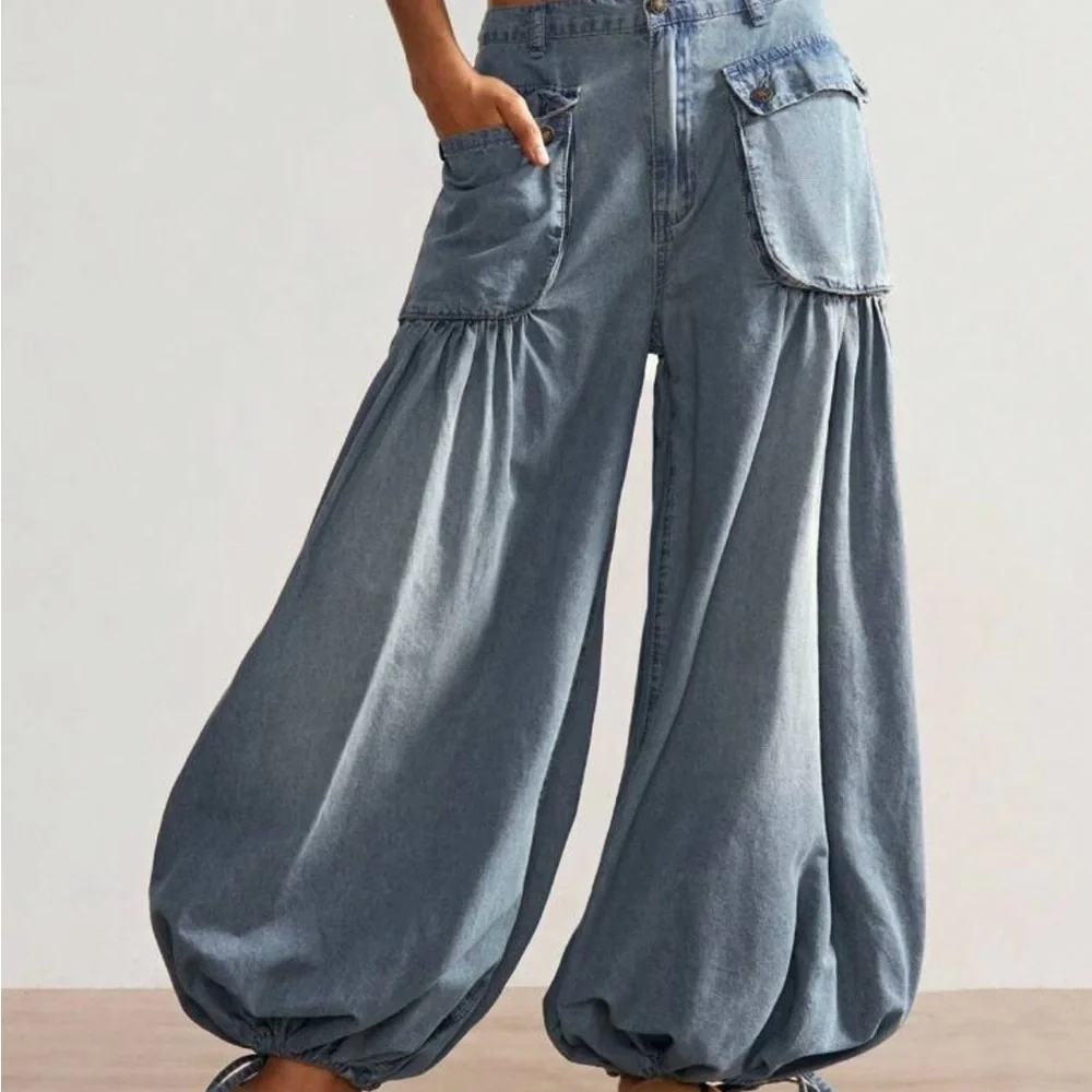 Wide Leg Blue Jeans - Picture 2 of 6